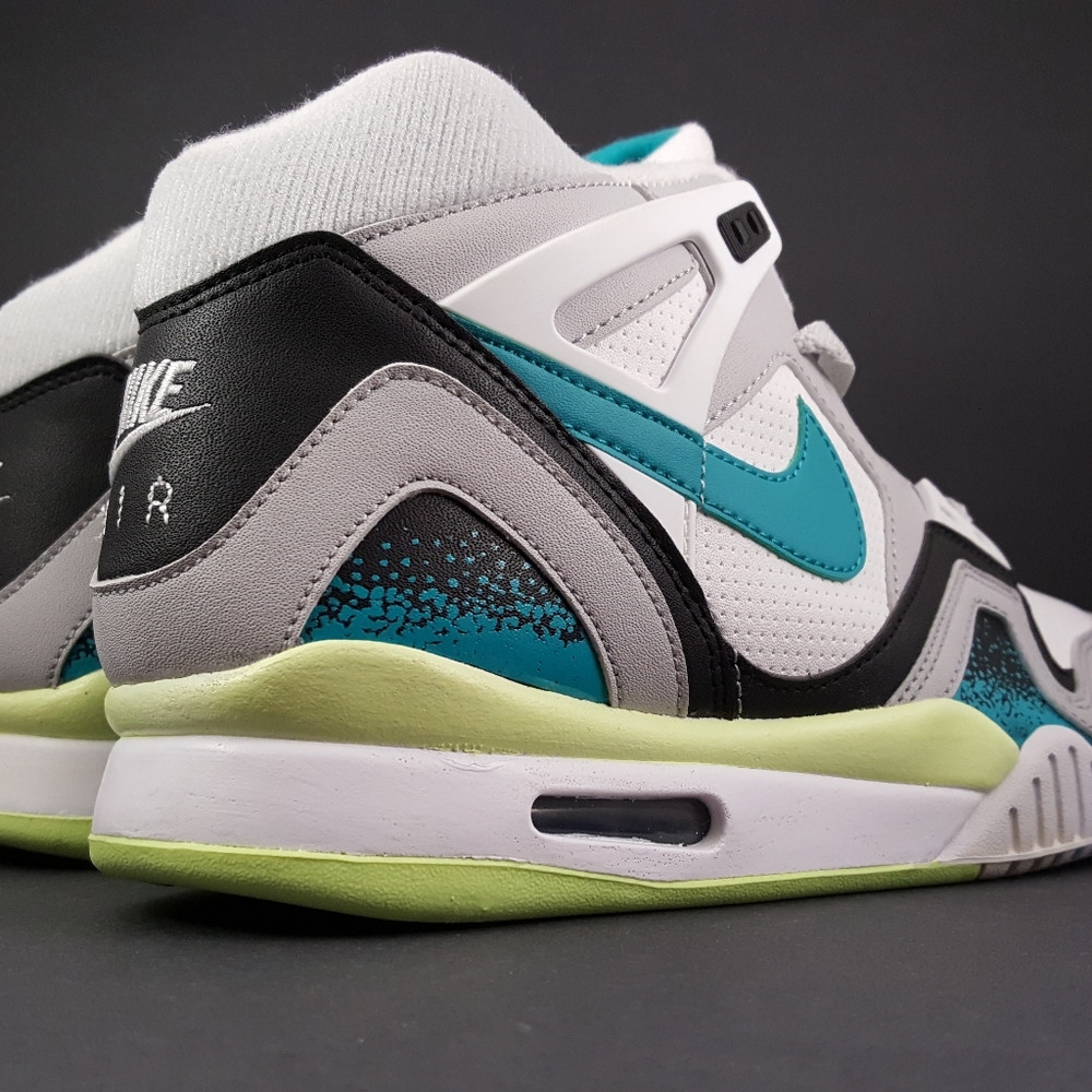 [❌**SOLD**❌] Nike Air Tech Challenge 2 - Picture 2 of 8